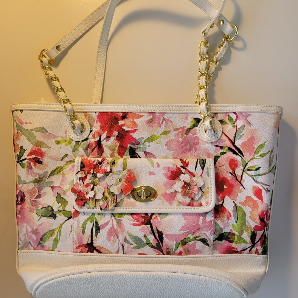 Liz Claiborne handbag *BRAND NEW*